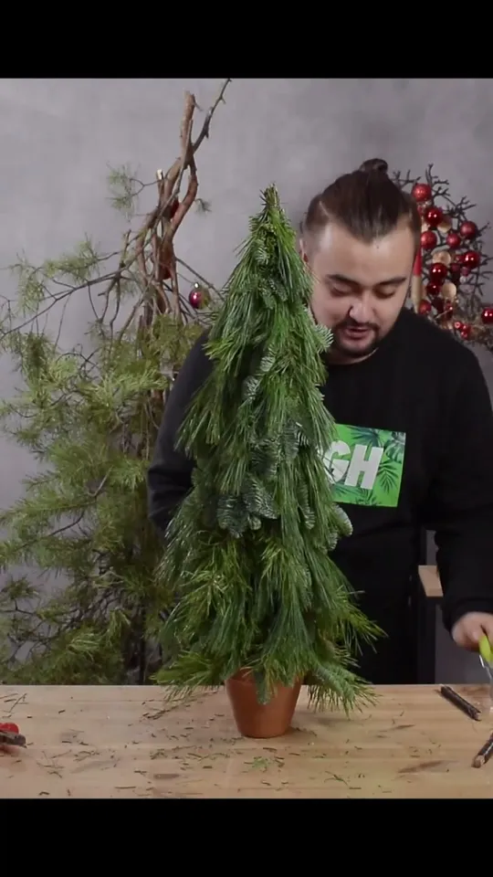 The green tree assembled into a tapering shape before decoration