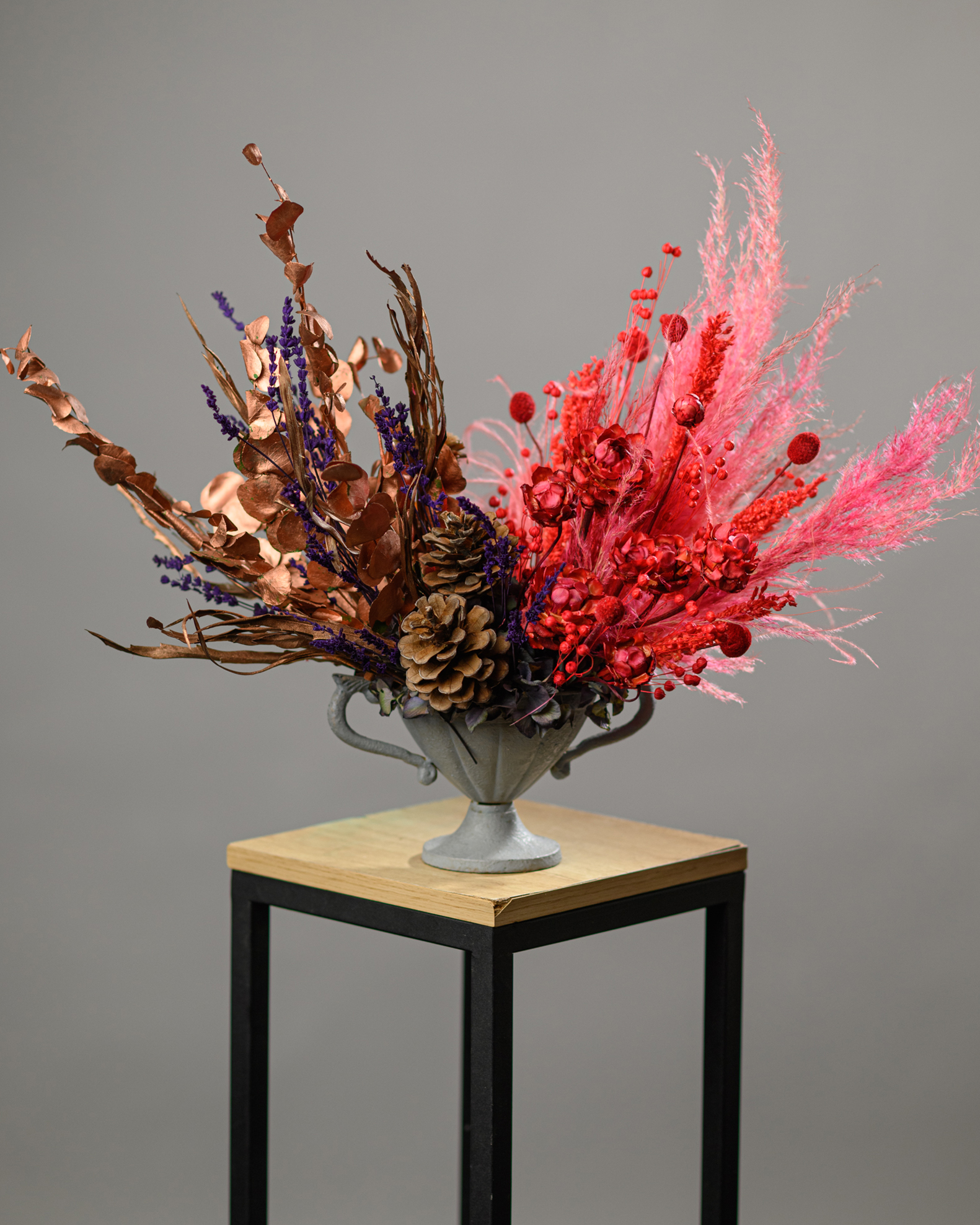 Large dried flower table arrangement